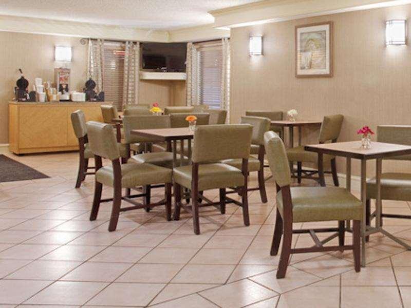 La Quinta Inn By Wyndham Denver Central Restaurant billede