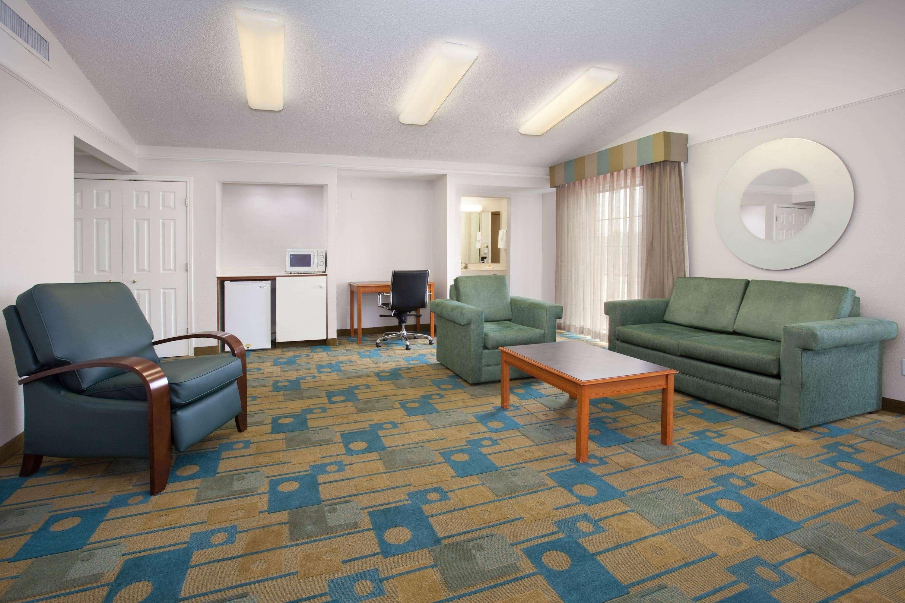 La Quinta Inn By Wyndham Denver Central Eksteriør billede